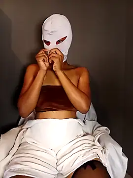 Snapshot of lisa_larry88 chatting on February 2026 02:41:02 AM lisa larry88 online show from February 2026 02:41:02 AM