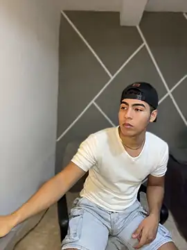 Diegobaby-18 online show from April 2026 03:07:02 AM