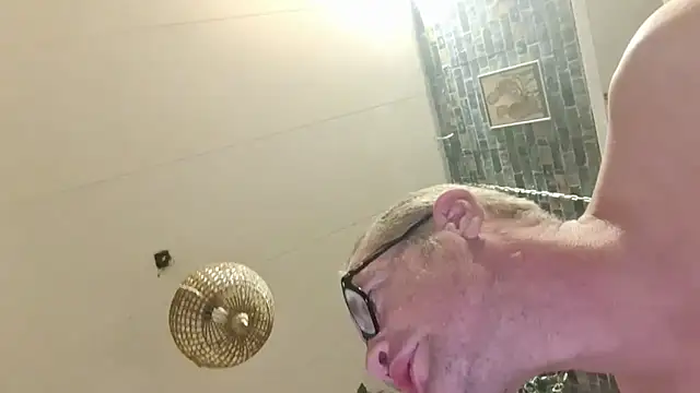 mikeythebestsucker online show from May 2026 05:24:01 AM
