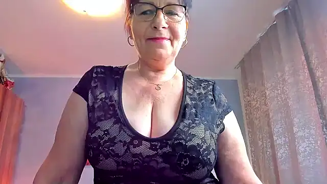 Snapshot of sweetangell69_ chatting on July 2026 03:25:02 AM sweetangell69 online show from July 2026 03:25:02 AM