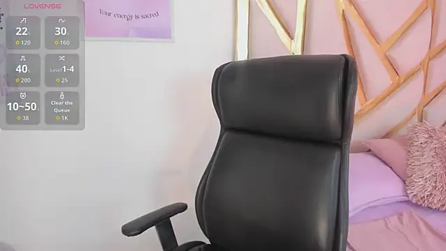 LanaJones  online show from April 2026 12:33:01 PM