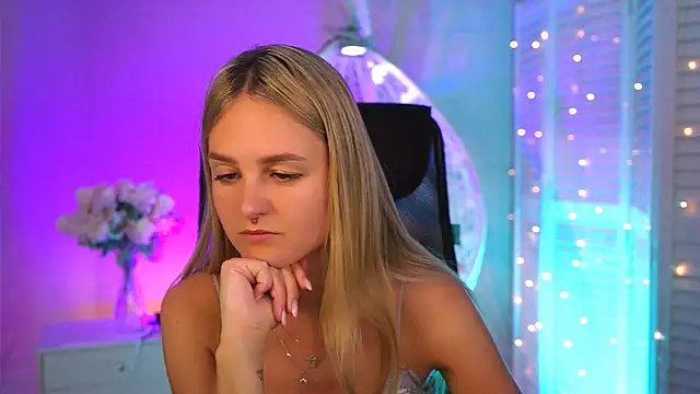 DeboraLarson online show from March 2026 03:12:01 AM