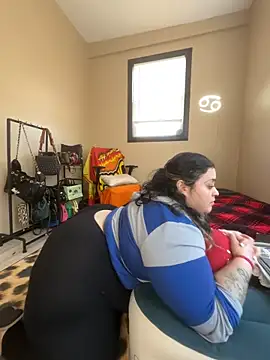 tillymarie34 online show from March 2026 05:50:02 PM