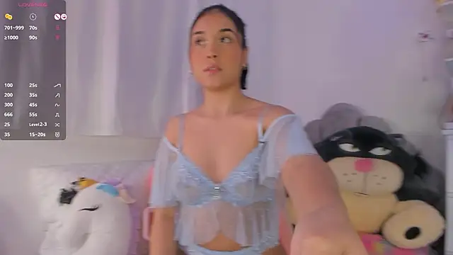 Snapshot of pretty-millie chatting on March 2026 04:16:01 AM pretty-millie online show from March 2026 04:16:01 AM