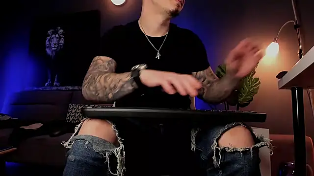 uptomatty online show from April 2026 07:31:01 AM