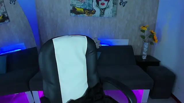 nova sex01 online show from March 2026 04:19:01 AM