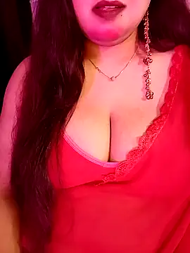 Suhanakhan00 online show from April 2026 08:45:02 AM