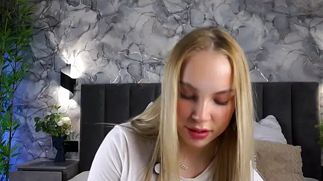 AftonConnett online show from April 2026 02:05:01 AM