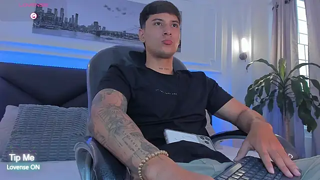 Damian23   online show from March 2026 12:53:02 PM