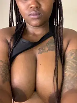 Snapshot of ThickPearlx23 chatting on July 2026 07:23:02 AM ThickPearlx23 online show from July 2026 07:23:02 AM