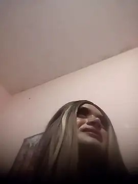 yovana13 online show from October 2025 10:01:01 AM