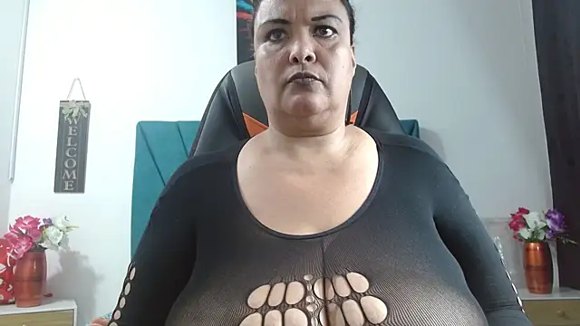 Dubraska1 online show from March 2025 10:17:01 PM