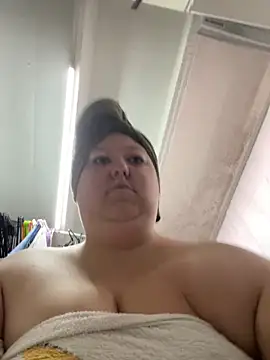 Chloee ep online show from April 2026 12:32:02 PM