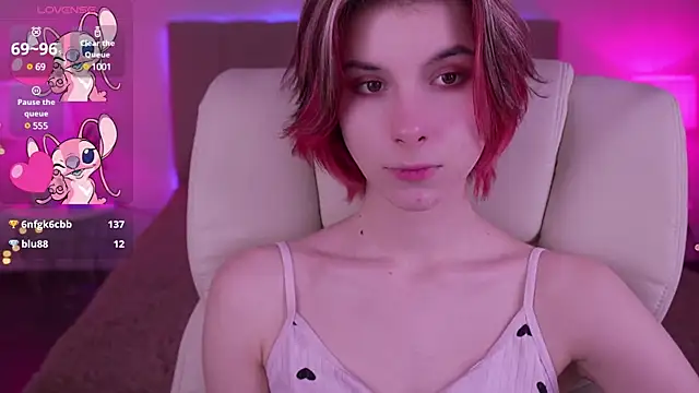 Snapshot of HaylaAmber chatting on February 2025 01:01:01 PM HaylaAmber online show from February 2025 01:01:01 PM