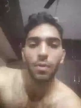 Snapshot of loganwollf chatting on January 2025 02:38:02 AM loganwollf online show from January 2025 02:38:02 AM