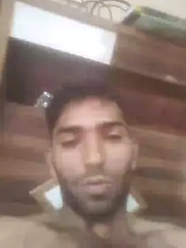 Snapshot of loganwollf chatting on January 2025 01:53:01 AM loganwollf online show from January 2025 01:53:01 AM