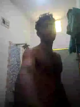 Snapshot of loganwollf chatting on February 2025 03:08:01 AM loganwollf online show from February 2025 03:08:01 AM