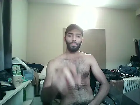 Snapshot of loganwollf chatting on December 2025 09:52:02 PM loganwollf online show from December 2025 09:52:02 PM