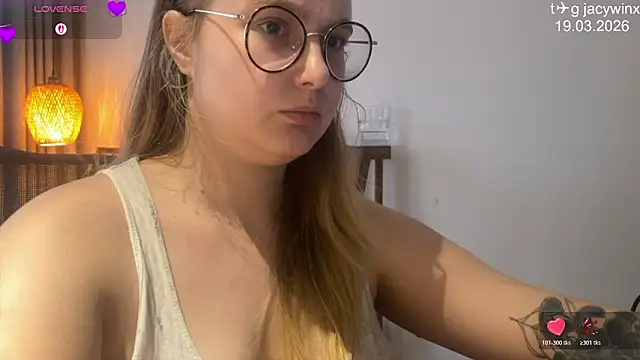 JacyWinslat online show from March 2026 11:03:01 AM