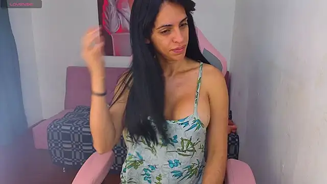 vittorialombardi   online show from July 2026 09:18:01 AM