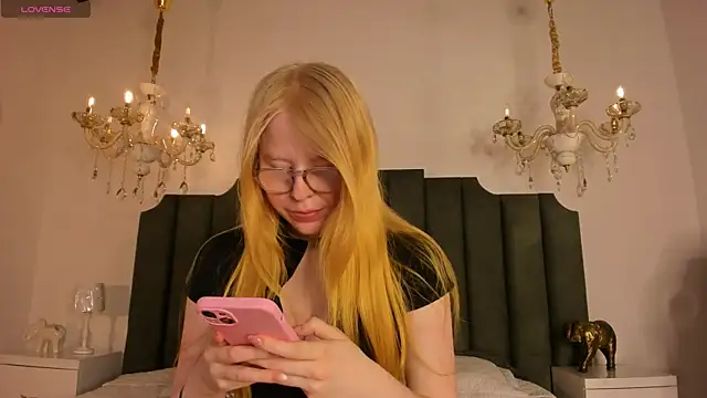 Alexa Handler online show from January 2026 03:54:01 AM