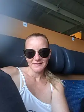 priselvis23 online show from July 2026 05:38:02 AM