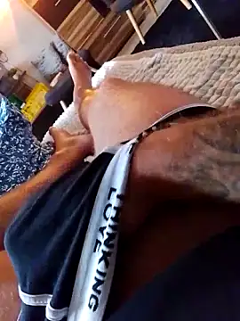 Niceblueeyes081288 online show from April 2026 02:05:01 PM