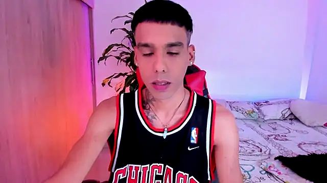 aldrinwhite online show from July 2026 07:52:01 PM