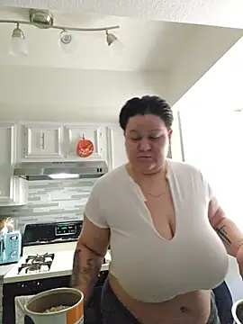 Snapshot of DevilDahm chatting on February 2026 07:03:02 PM DevilDahm online show from February 2026 07:03:02 PM