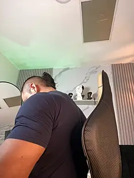 jaxon colton online show from March 2026 01:21:01 AM