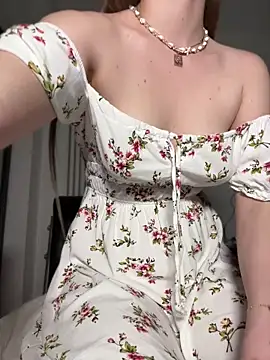 NickiLike online show from June 2026 05:47:02 PM