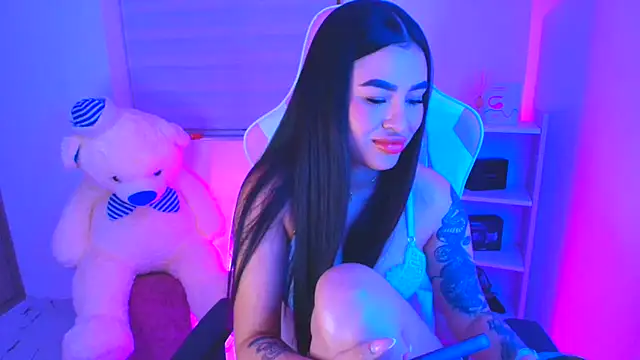 Liujunne2 online show from January 2025 12:17:01 AM