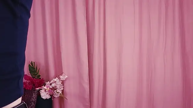 KimWilli online show from January 2025 07:07:01 PM