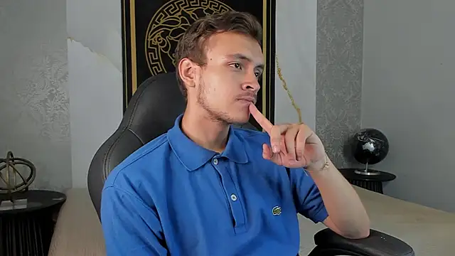 Desmon Clark online show from January 2025 07:39:02 PM