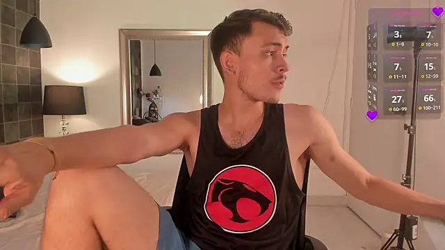 Desmon Clark online show from March 2025 09:06:02 PM