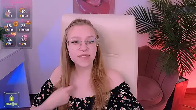 LayriantaVee online show from March 2025 07:15:01 AM