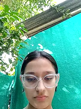 Ary-18 online show from March 2025 01:51:01 PM