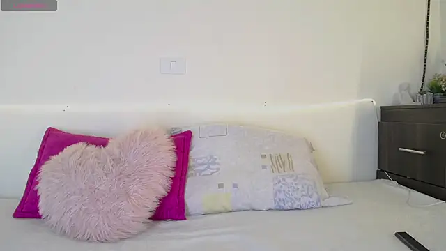 shysweets online show from June 2026 02:01:01 PM