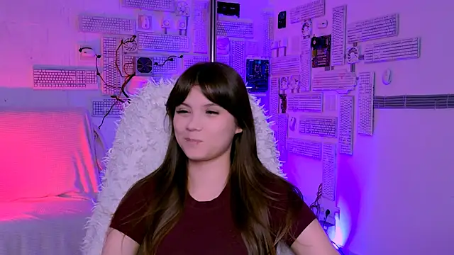 EvaThopson online show from April 2026 08:17:01 AM