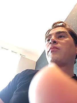 ElyasMatt online show from March 2026 12:33:01 PM