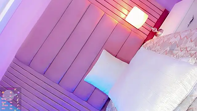 Snapshot of Baddinner chatting on January 2026 01:15:01 PM Baddinner online show from January 2026 01:15:01 PM