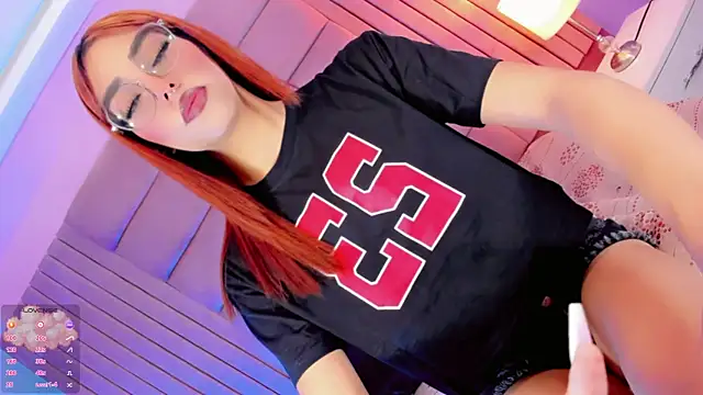 Snapshot of Baddinner chatting on February 2026 01:25:01 PM Baddinner online show from February 2026 01:25:01 PM