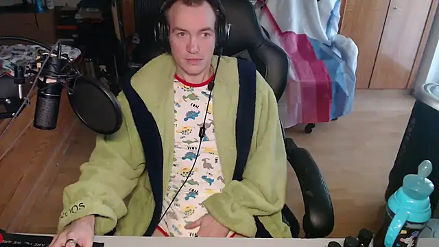 BabyDracoDarkfang online show from March 2026 08:14:02 AM