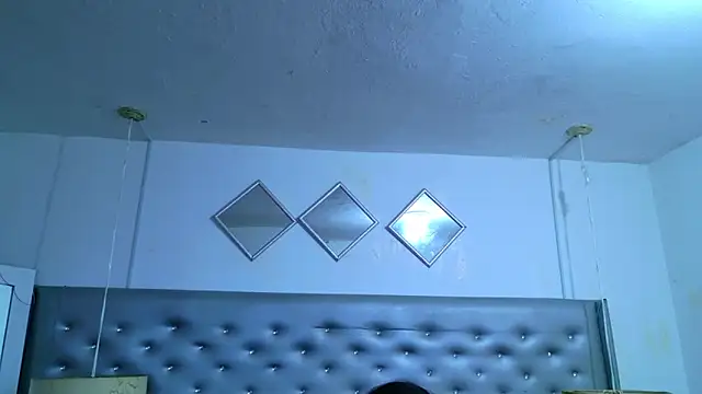 EileenBenzon online show from April 2026 05:58:02 AM