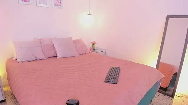 ibella7 online show from April 2026 07:40:02 PM