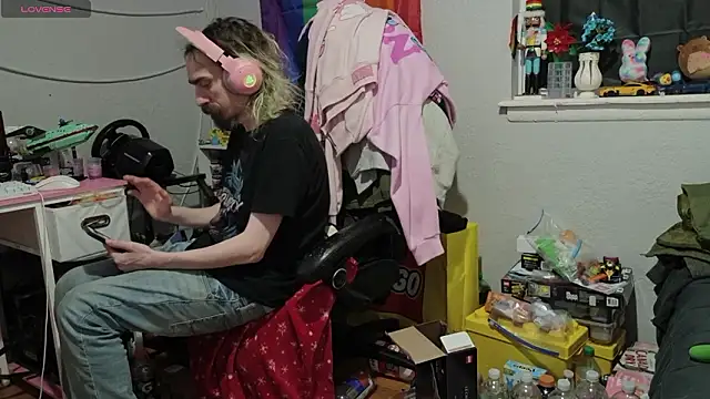 tallnerdyguy online show from March 2026 02:38:02 AM