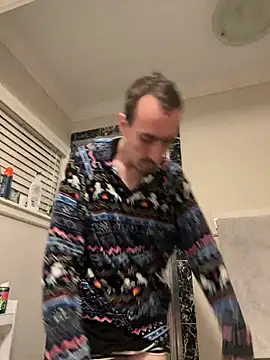 tallnerdyguy online show from June 2026 03:45:01 AM