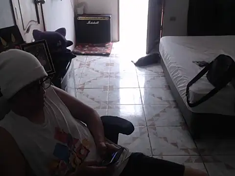 Pit xxz online show from December 2025 04:48:02 PM