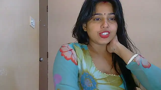 Snapshot of Sweet-Rani chatting on January 2026 04:45:02 PM Sweet-Rani online show from January 2026 04:45:02 PM