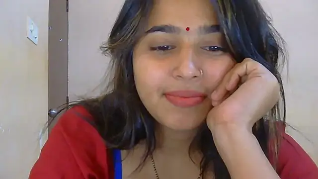 Snapshot of Sweet-Rani chatting on April 2026 04:51:02 PM Sweet-Rani online show from April 2026 04:51:02 PM